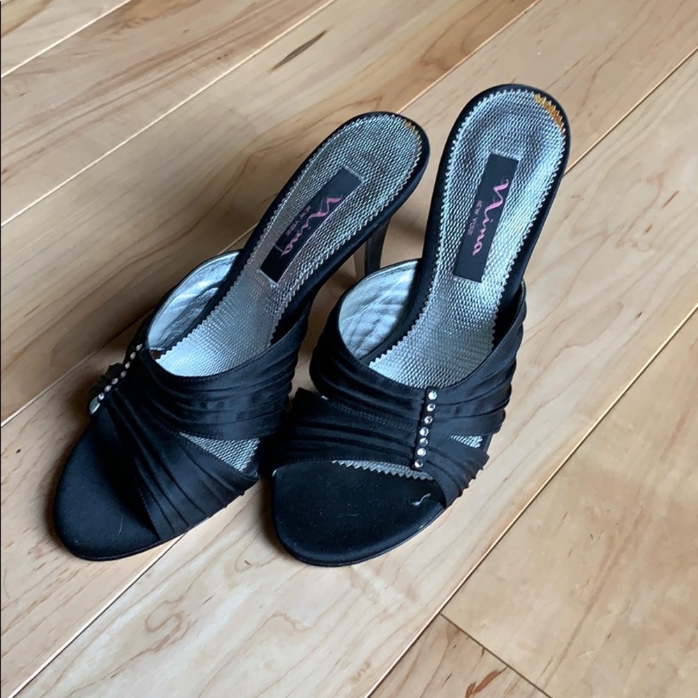 Nina satin heels